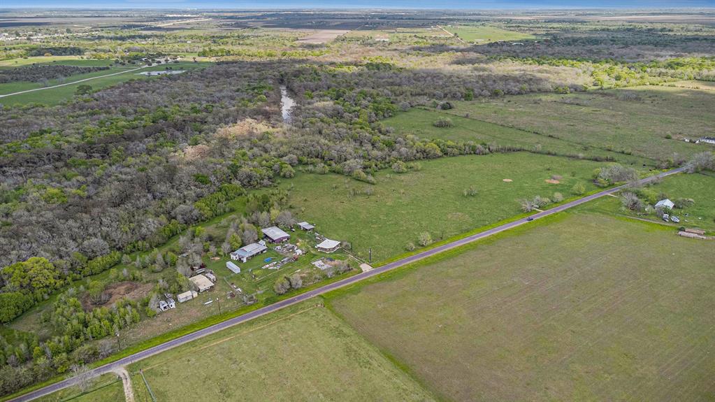 County Rd 227  , Hungerford, Texas image 15