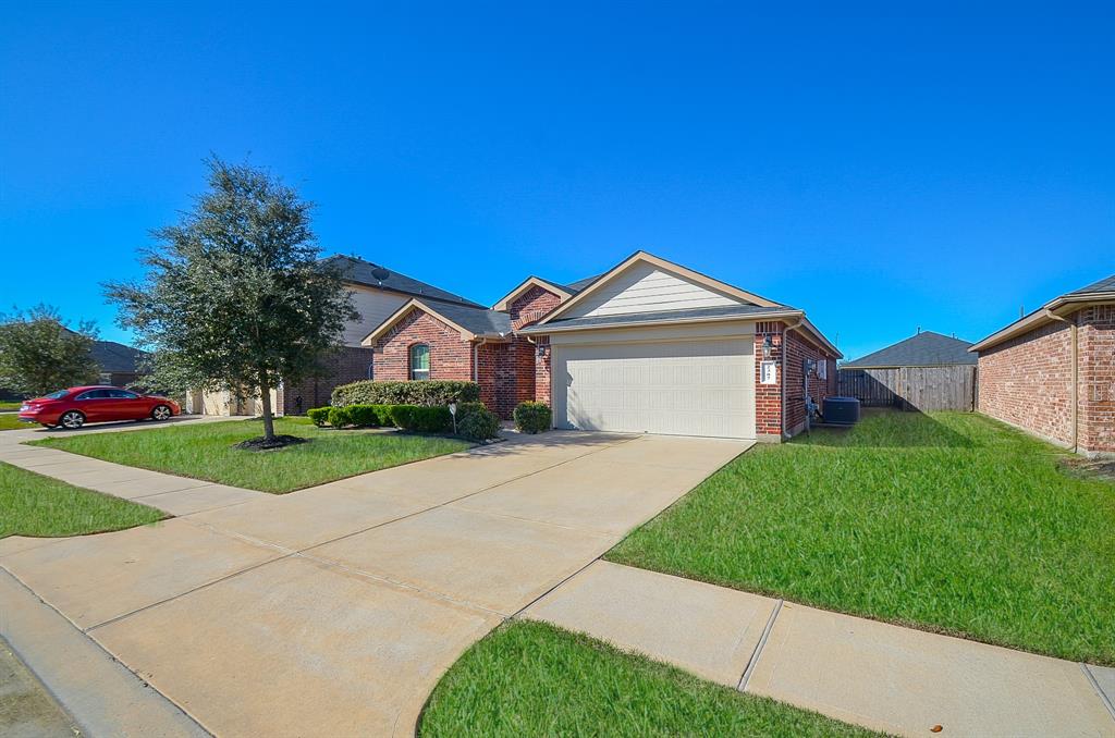 2307 Manchester Crossing Drive, Fresno, TX 