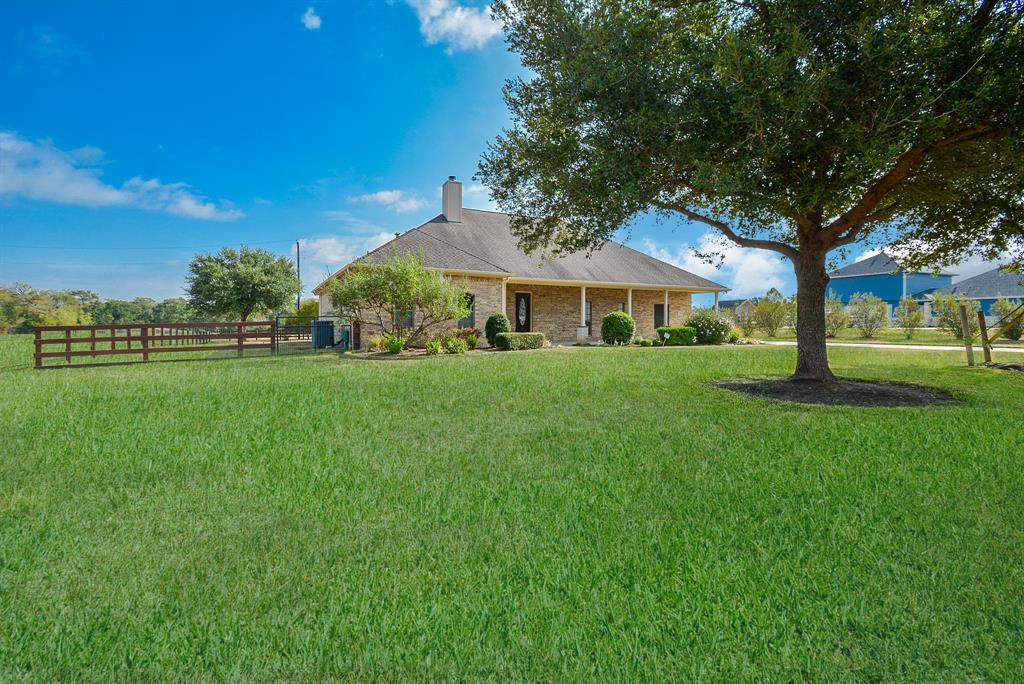 2302 Red Bird Lane , Pattison, Texas image 31