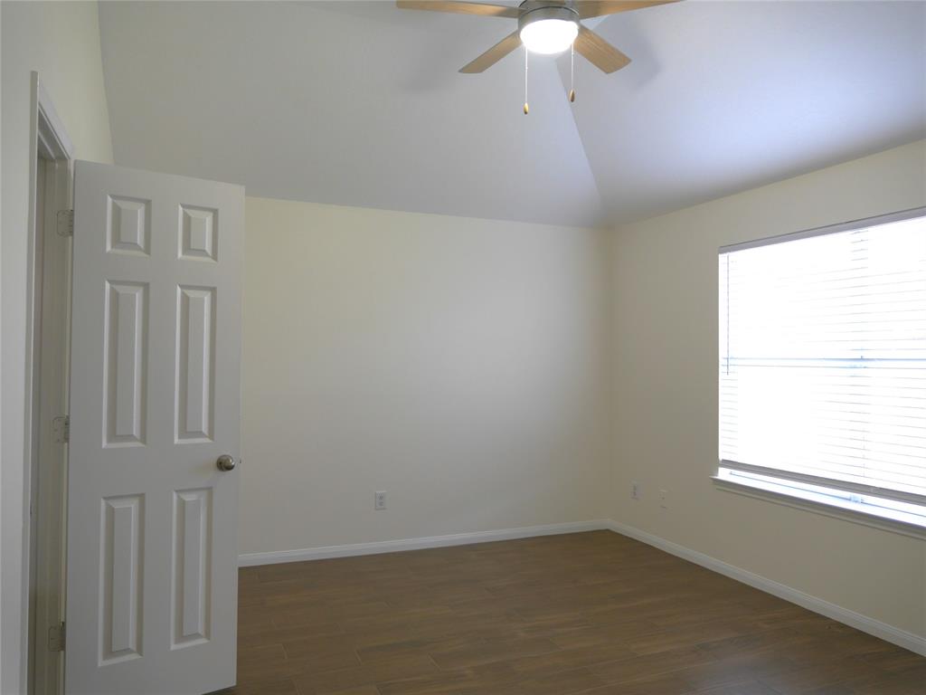 16327 Bettong Ct, Sugar Land, TX 77498