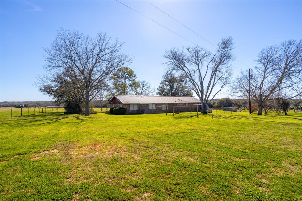 517 Jahn Lane , Schulenburg, Texas image 25