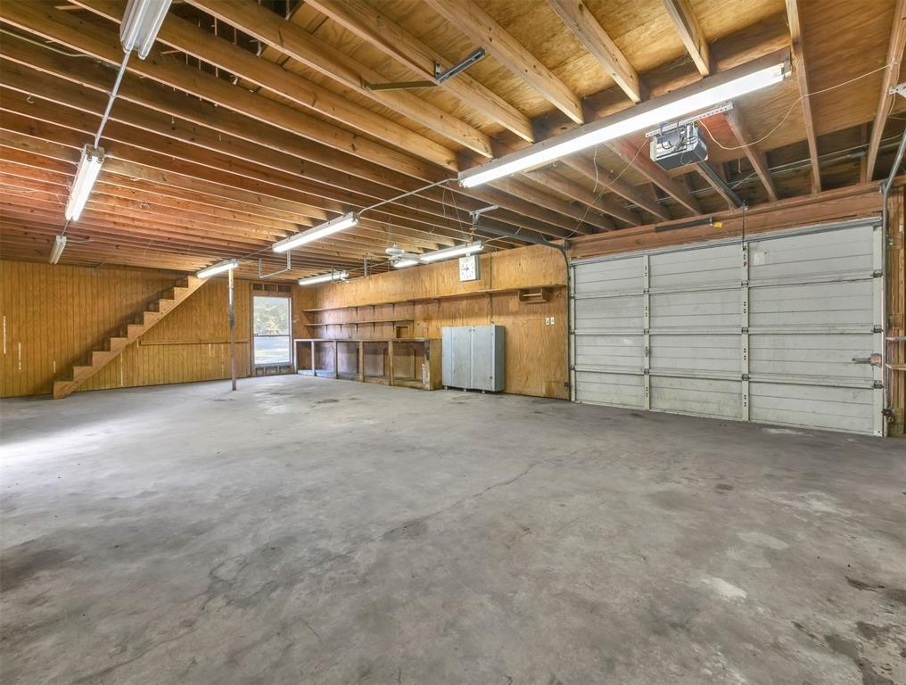 3 car detached garage space