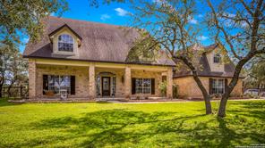 105 COUNTRY MEADOW DR, Boerne, TX 78006