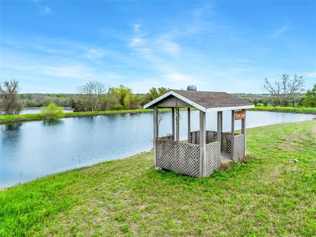 10655 Brandt Rd, Burton, TX 77835 - HAR.com