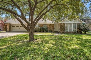 2114 Woodway Dr, Woodbranch, TX 77357