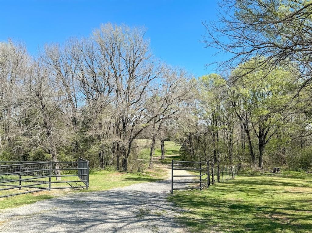 Gate from front of property to pasture.