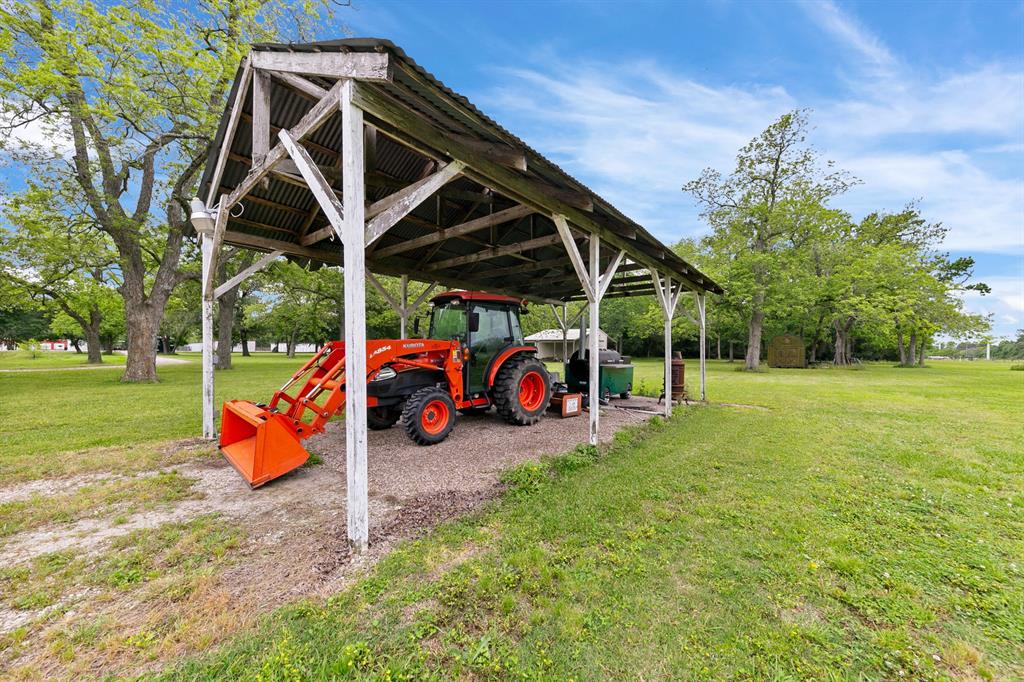 2222 N Main Street , Highlands, Texas image 44