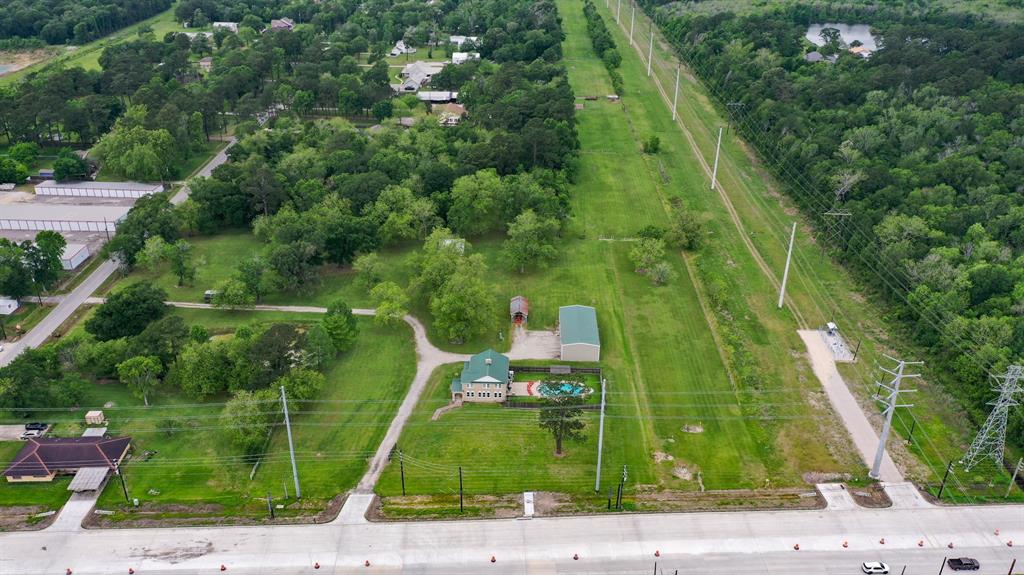 2222 N Main Street , Highlands, Texas image 9