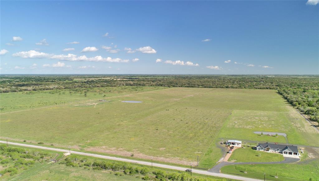 1127 County Road 124  , Edna, Texas image 5