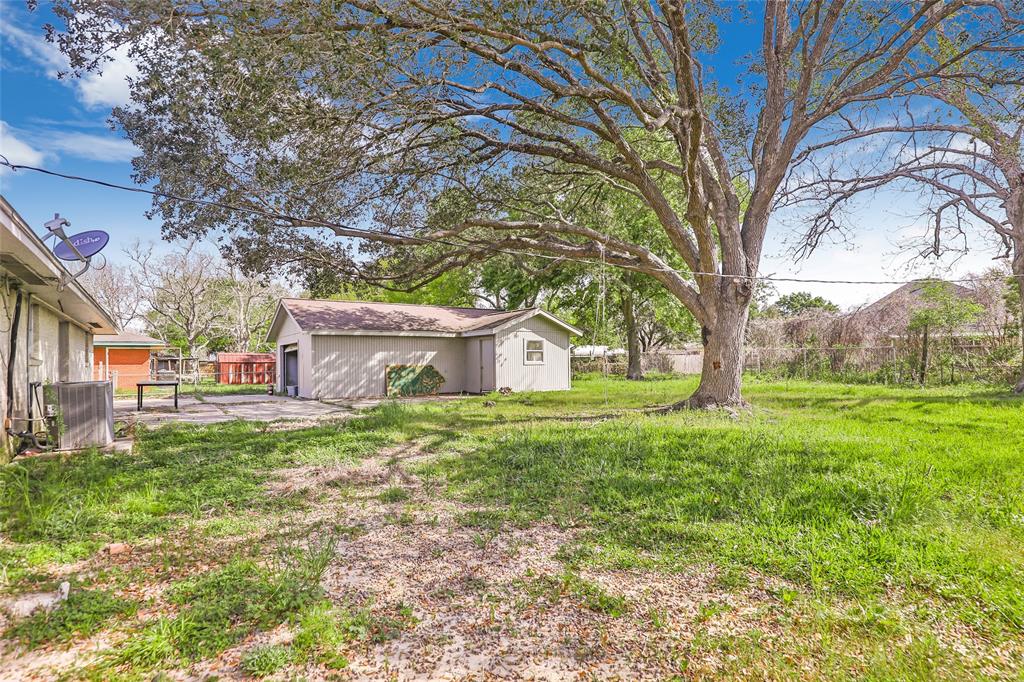 1207 Kansas Avenue , Anahuac, Texas image 26