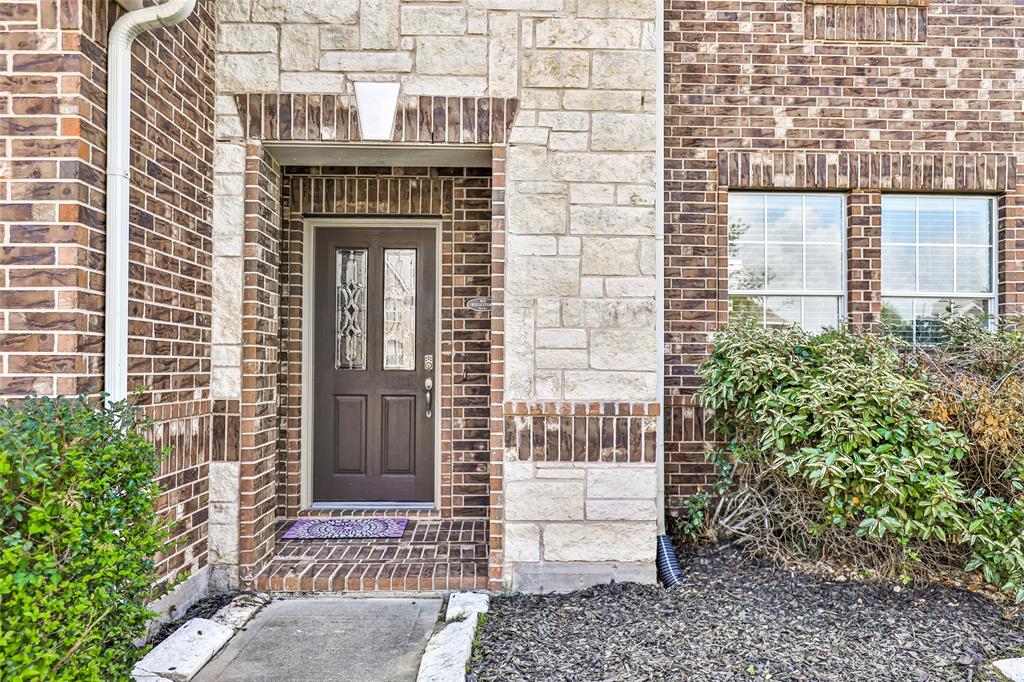 Gorgeous front door!