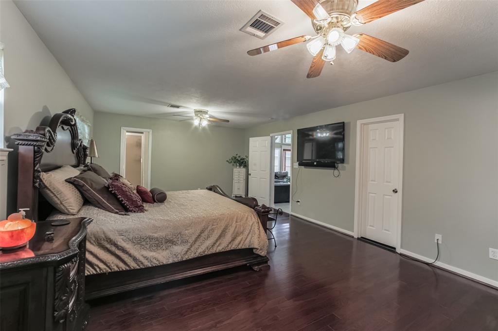 13163 Rummel Creek Rd, Houston, TX 77079