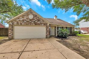 5216 Spring Branch Dr, Pearland, TX 77584
