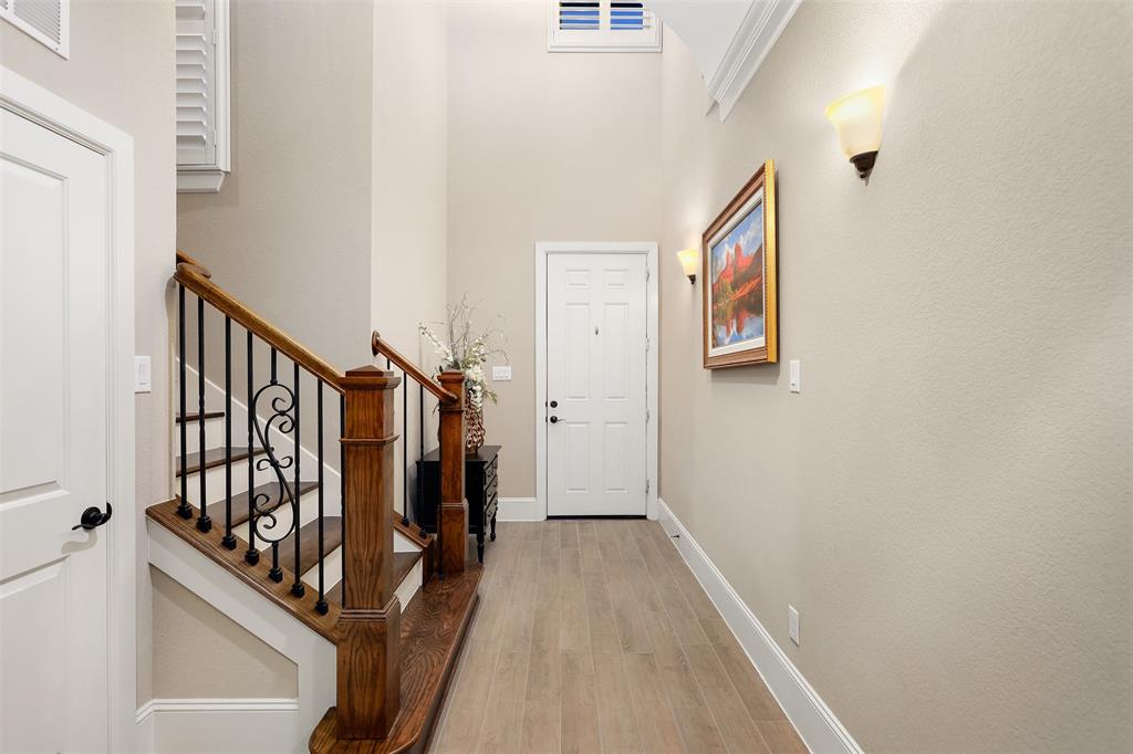 Entrance downstairs to the secondary bedrooms and game room.