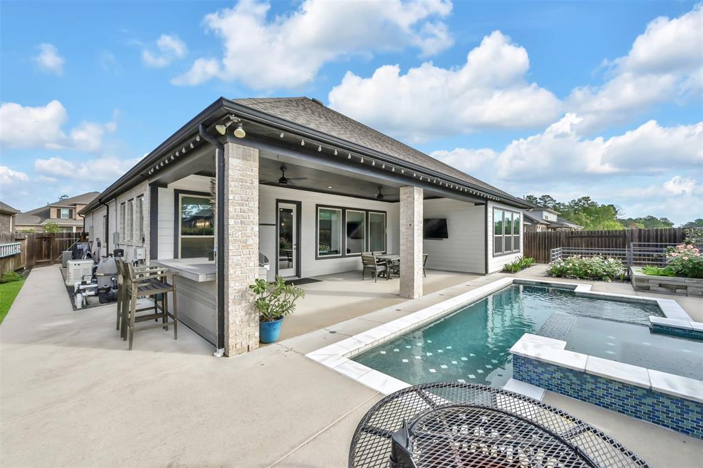 3912 Dorothy Oaks Ct