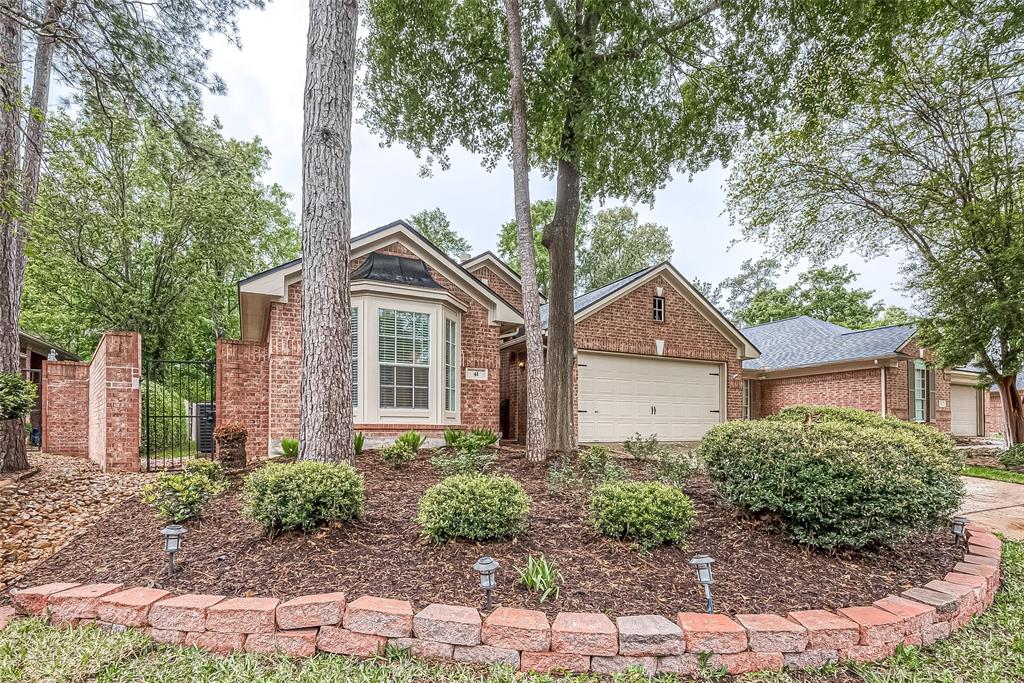 41 W Sienna Place, The Woodlands, TX 