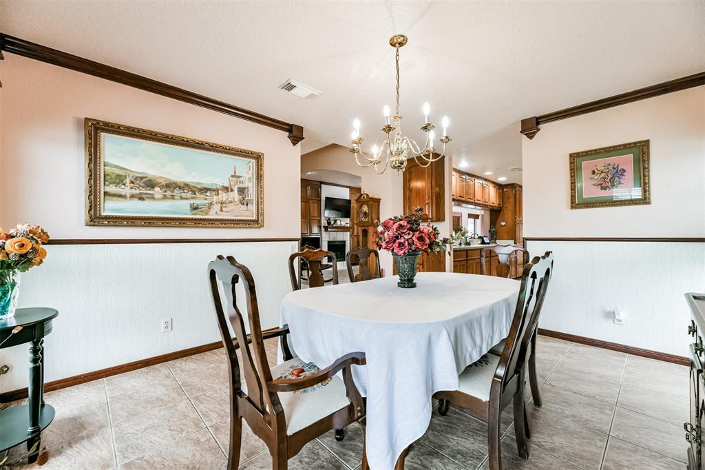 Dining area with serving cabinet