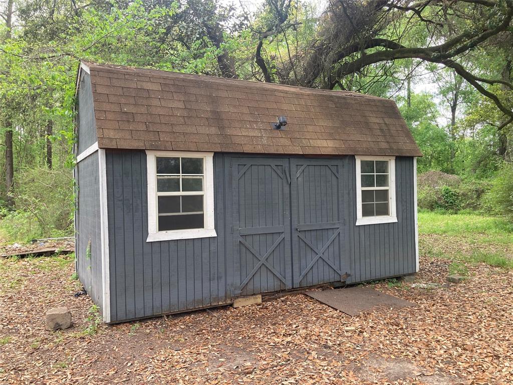 Huge storage shed has multiple uses!