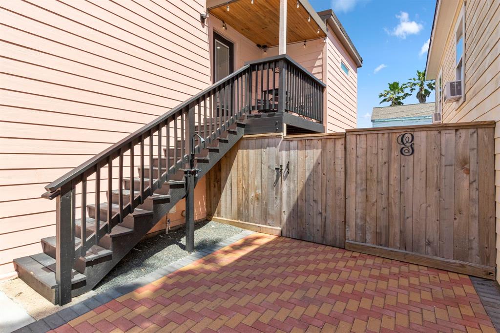 NEW Hardie Plank siding, NEW fencing, NEW stairs and even NEW bistro lighting at the top of stairs to light your guests way up to the door!