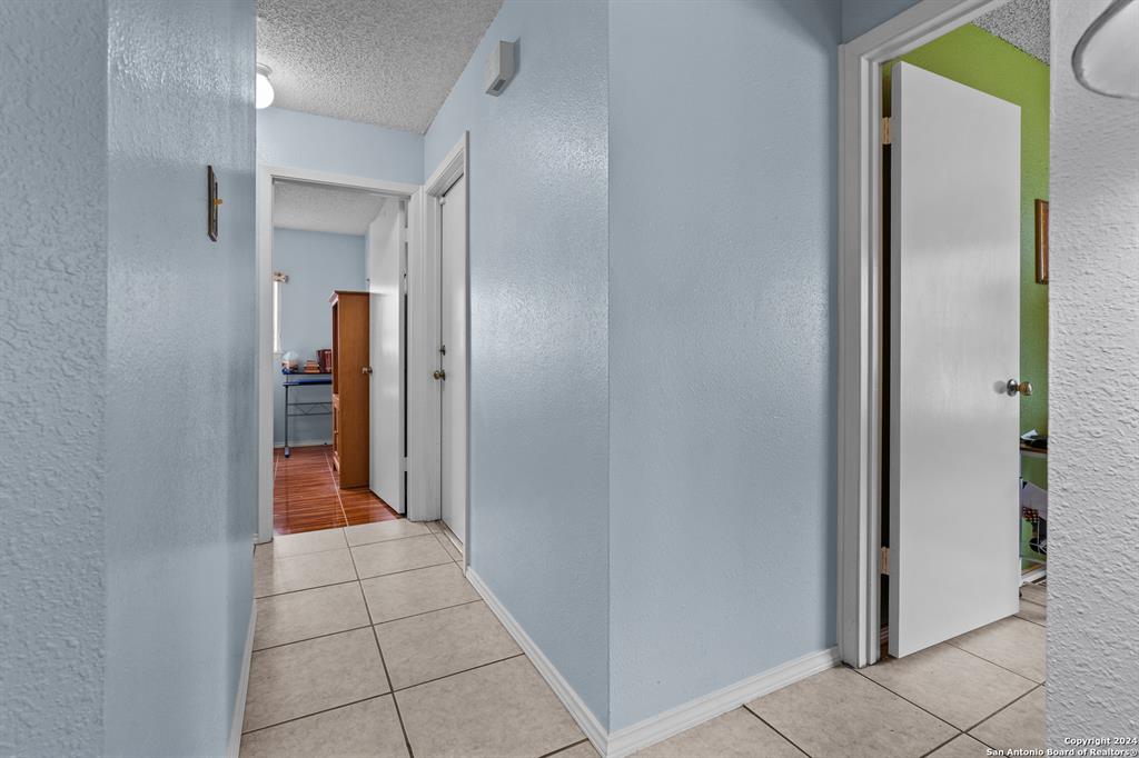 9582 CAMPTON FARMS, San Antonio, TX 782501716