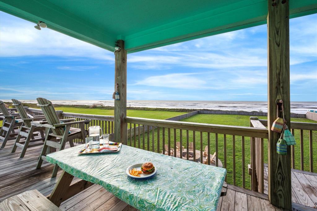 Sprawling Front Deck with lots of outdoor living space