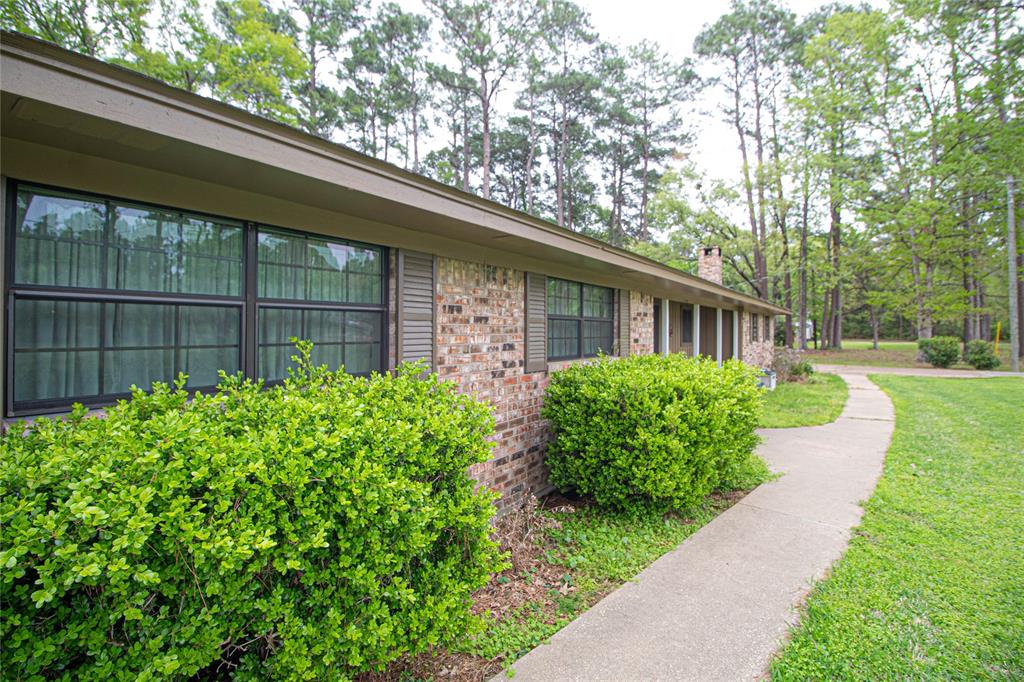 SIDEWALKS FRONT DOOR TO GARAGE