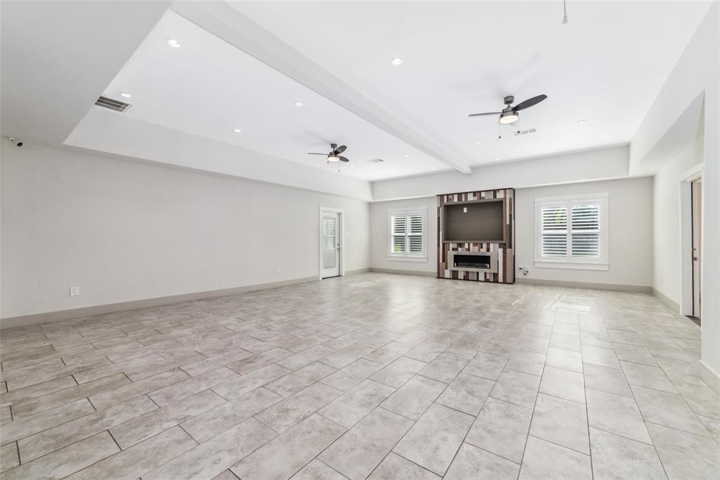 Property Detail on Katherine Nebel 9400 Spring Branch Dr Dr, Houston TX 77080