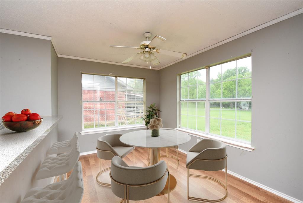 Virtually staged Diningroom