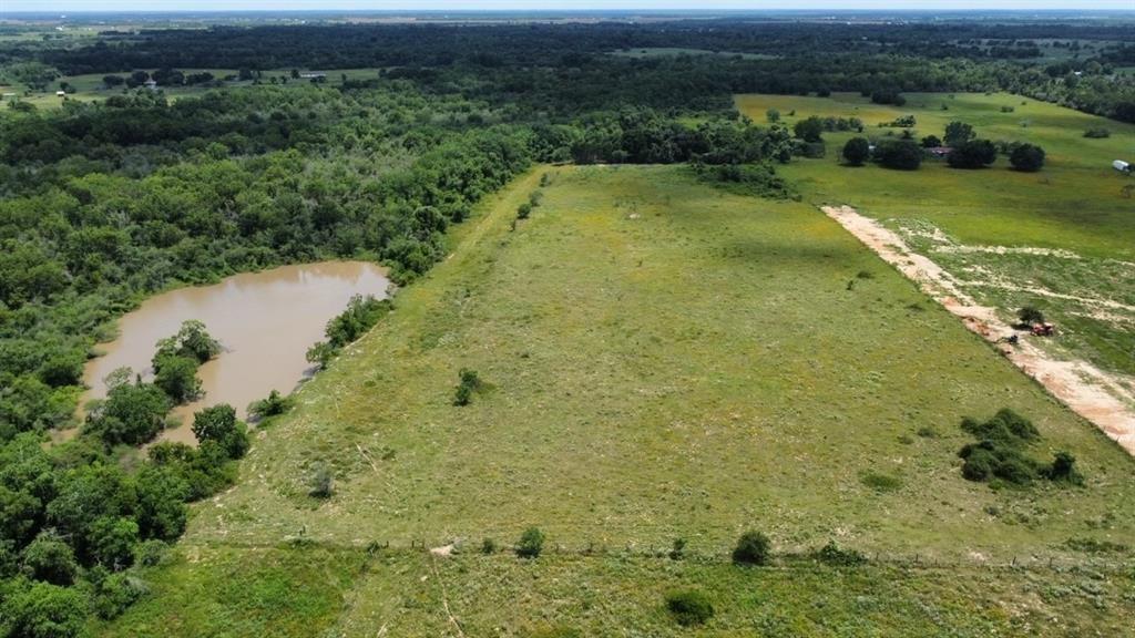 1966 Hluchan Road , Sealy, Texas image 4