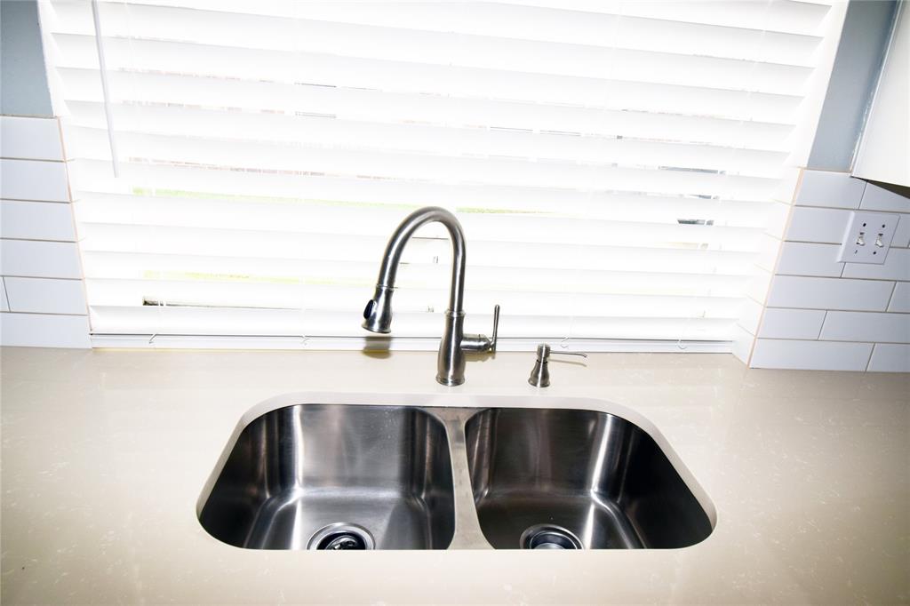 New Countertop, Kitchen Sink, and Faucet