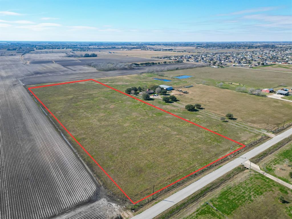 10 Acre lot available now! Ideal centralized location in Needville ISD. This property would be perfect for a custom country home. Property is being carved out of a larger tract. Approximately 330’ of road frontage. Buyer will need to install well and septic. Please do not walk property without a realtor present. Call today to schedule a showing!