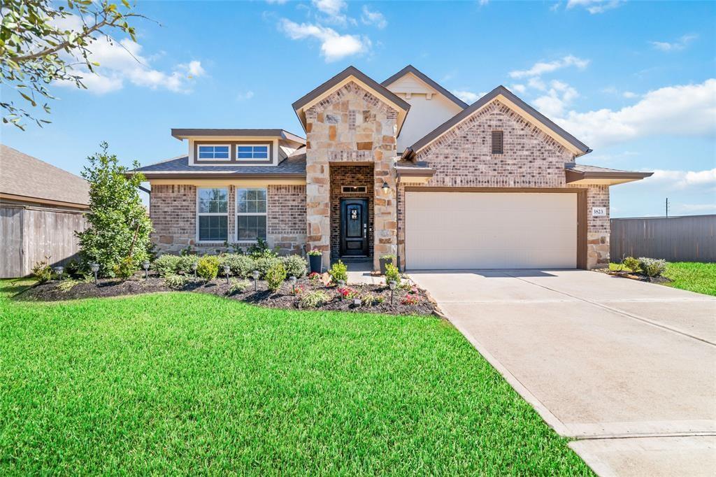 3823 Vista Grv Ct