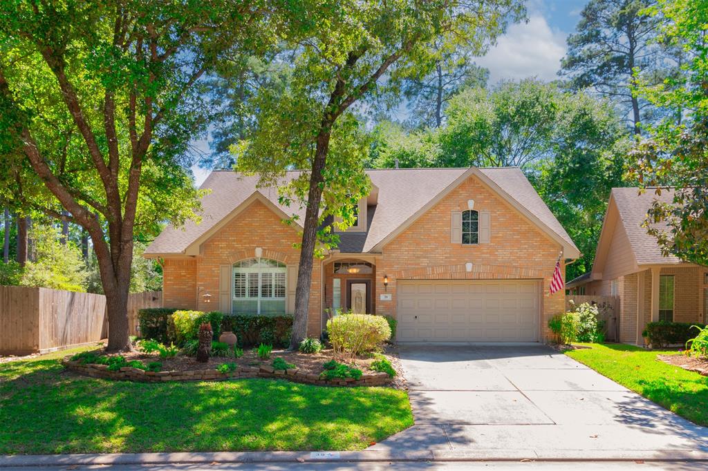 39 W Bellmeade Place, The Woodlands, TX 77382