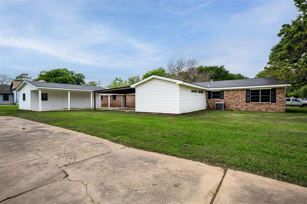 341 11th Street , Somerville, Texas image 23