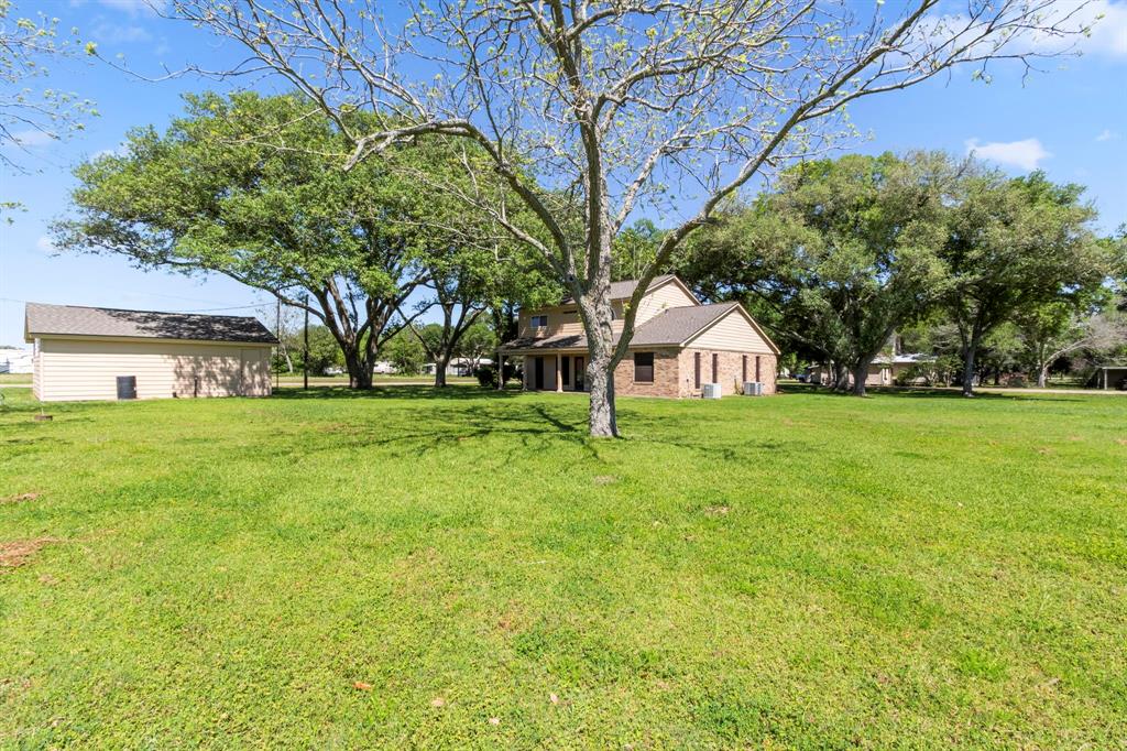 305 Lorraine Avenue , Lissie, Texas image 33