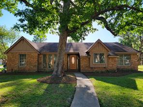 2001 Willowbend St, Conroe, TX, 77301