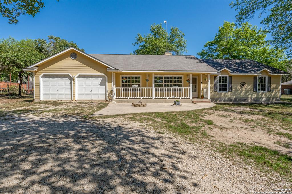 1108 CLOVER CT