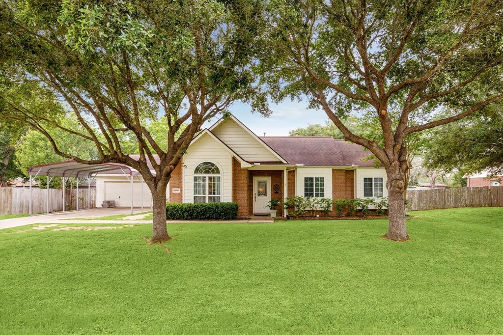 1945 Dorothy Lane , Sealy, Texas image 4