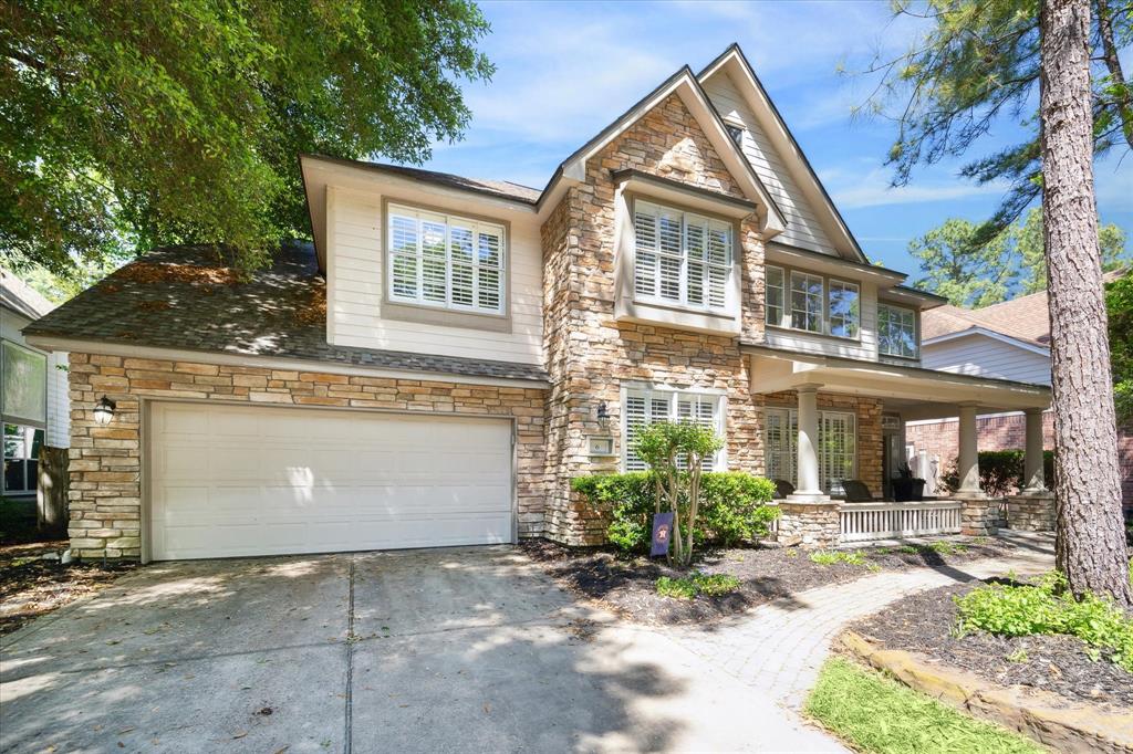 6 Churchdale Place, The Woodlands, TX 77382