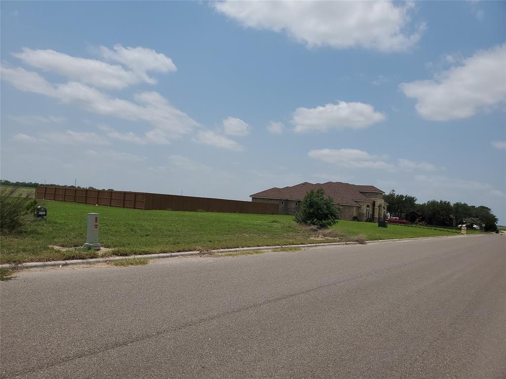 1051 W Gem Avenue , Raymondville, Texas image 4