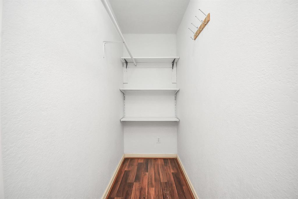 Walk in closet