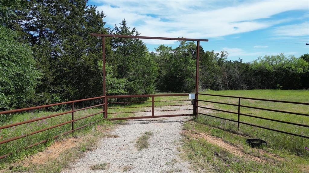 1899 Highway 21  E, Paige, Texas image 4