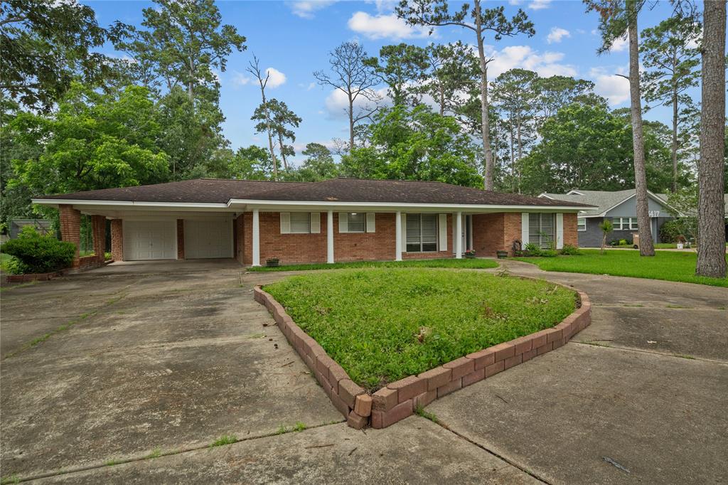 Long circular driveway.