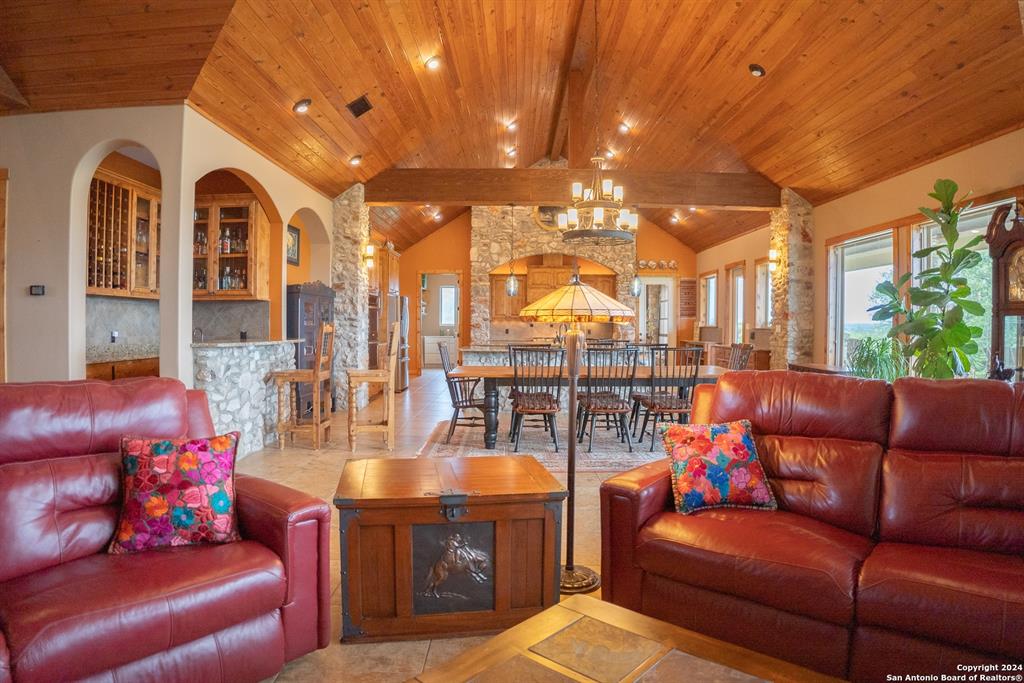 2810 Bridlewood Ranches, San Marcos, TX 78666