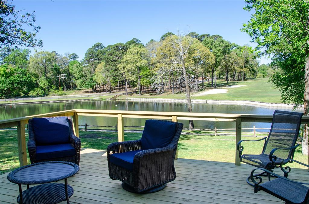 125 Rainbow Cove , Holly Lake Ranch, Texas image 14