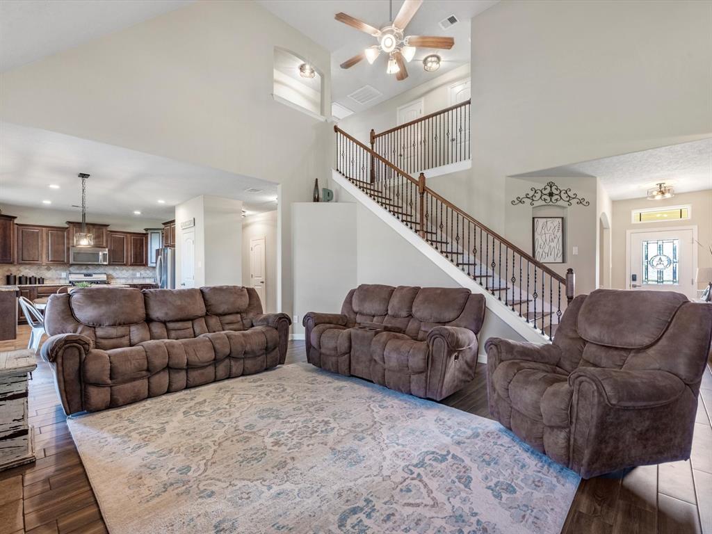 11703 Diamond Court , Mont Belvieu, Texas image 38