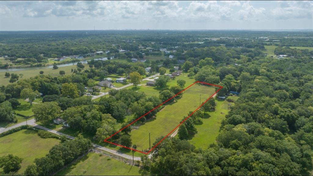 This cleared lot is the perfect place to build your forever home off these quiet country roads. Water well and electric already installed on the land. City water services are also available to be tapped into. No mobile or manufactured homes allowed.