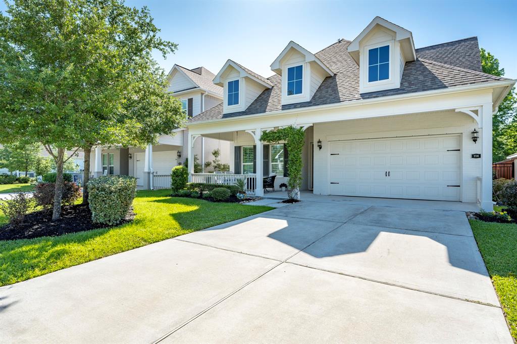 114 Crescent City Dr