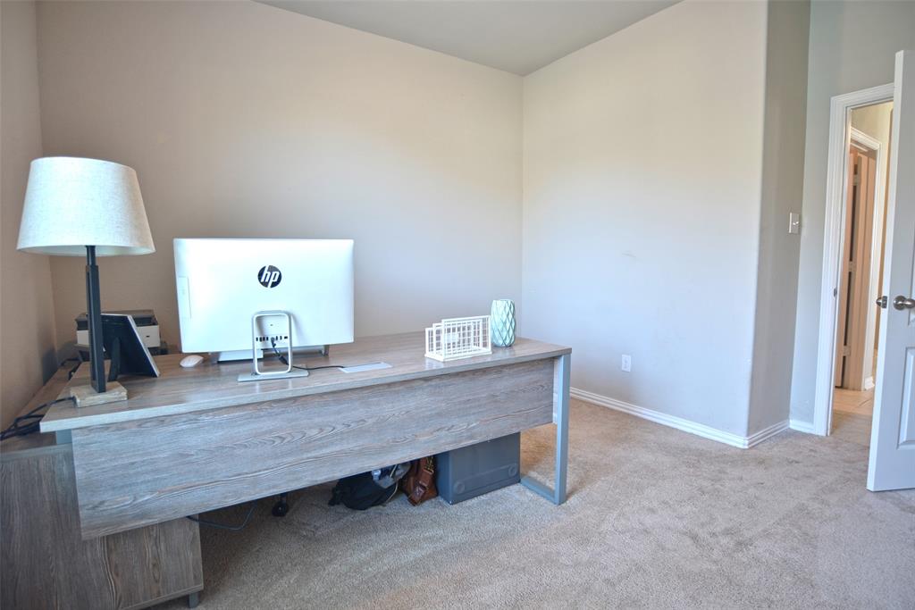 Office or 4th bedroom