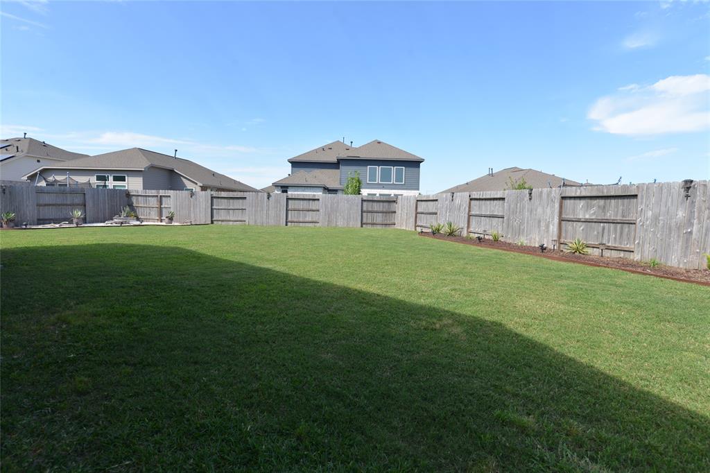 Pool Size back yard!